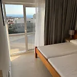 アパート Sa Pogledom Na I Otoke