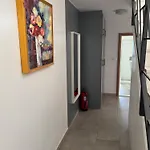 アパート Sa Pogledom Na I Otoke *