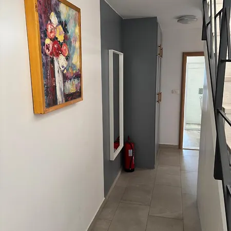 Apartamento Sa Pogledom Na I Otoke *
